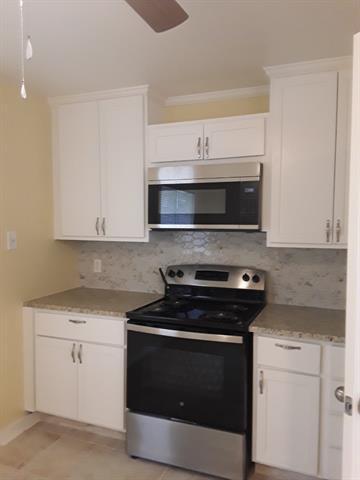 Building Photo - 5622 Arlington Park Dr