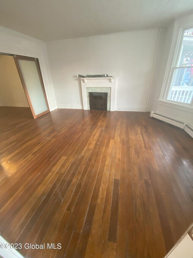 Building Photo - 156 7th Ave