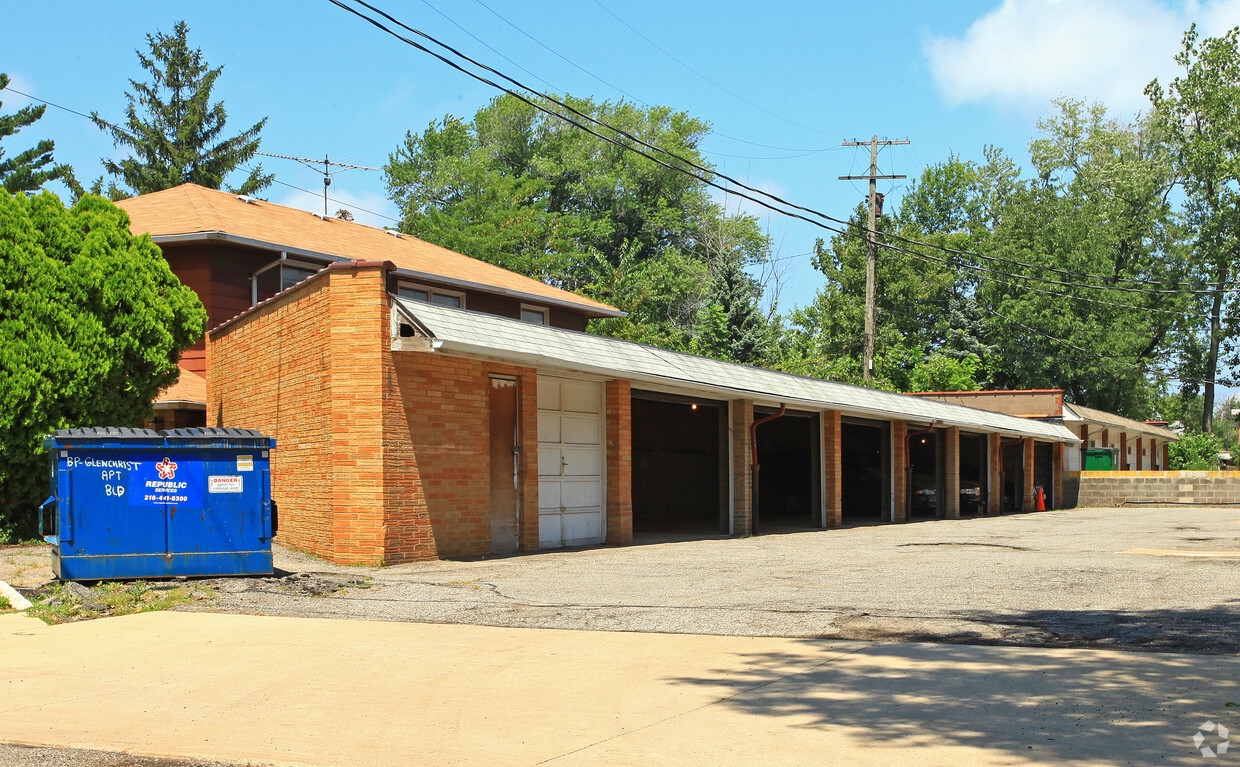 Building Photo - Wildwood Villas