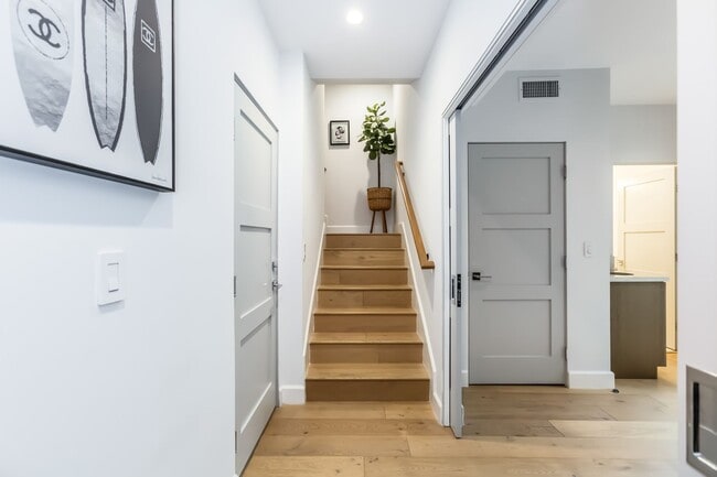 Foto del edificio - Stunning home in Studio City!