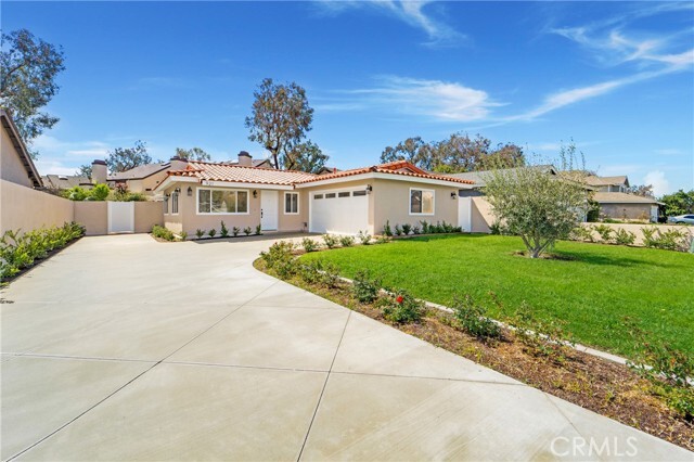 Building Photo - 921 Helena Cir