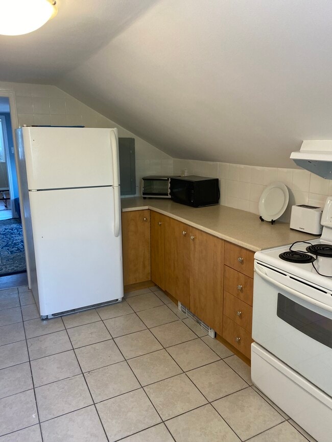 Kitchen - 173 Rue Laval
