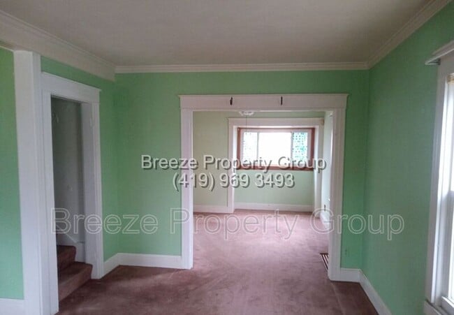 Building Photo - 1508 Albert St