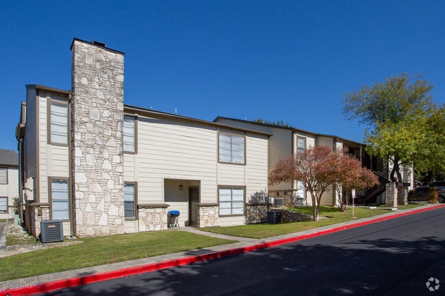 Building Photo - University Cove Apartments