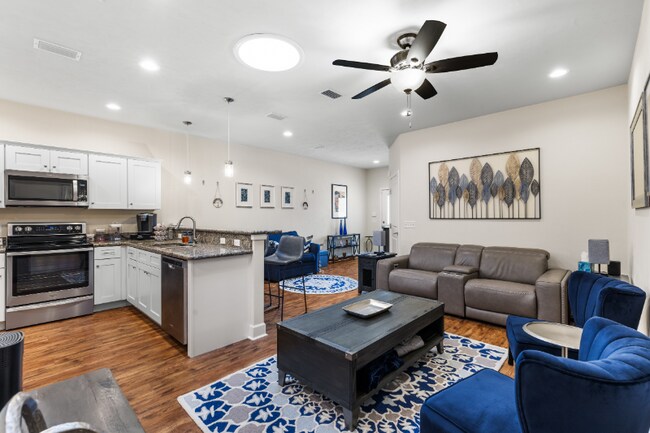 Foto del edificio - 10773 NW 65 Way
