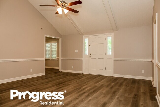 Building Photo - 2301 Raccoon Run