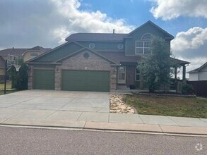 Building Photo - 8021 Lodi Ln