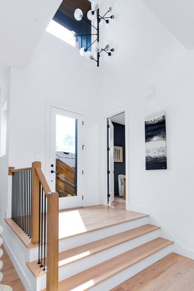 Foto del edificio - 1512 Shelton Ave