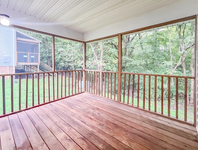 Building Photo - 34 Fox Hill Dr