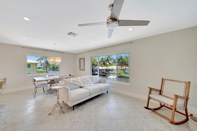 Foto del edificio - 2811 NE 51st St