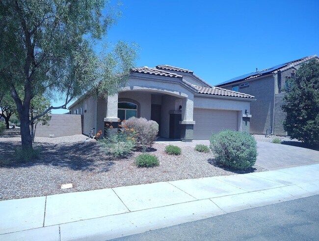 Foto del edificio - 8990 W Cloudwood Dr