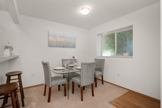 1x1 FP2 Dining Room - Prairie Hills