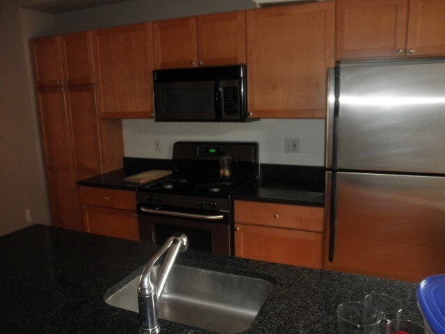 Foto del edificio - 15 S Decker Ave