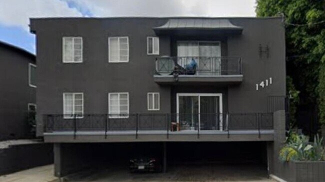 Foto del edificio - 1411 N Sierra Bonita Ave