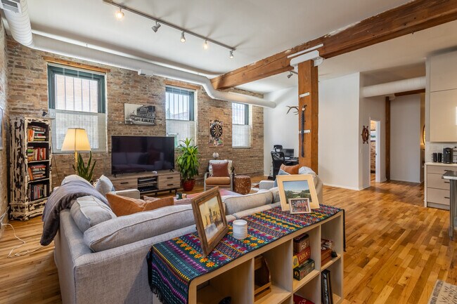 Foto del edificio - 515 N Noble St