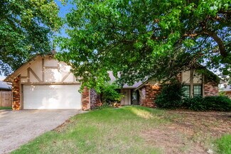 Building Photo - 9713 Hummingbird Ln
