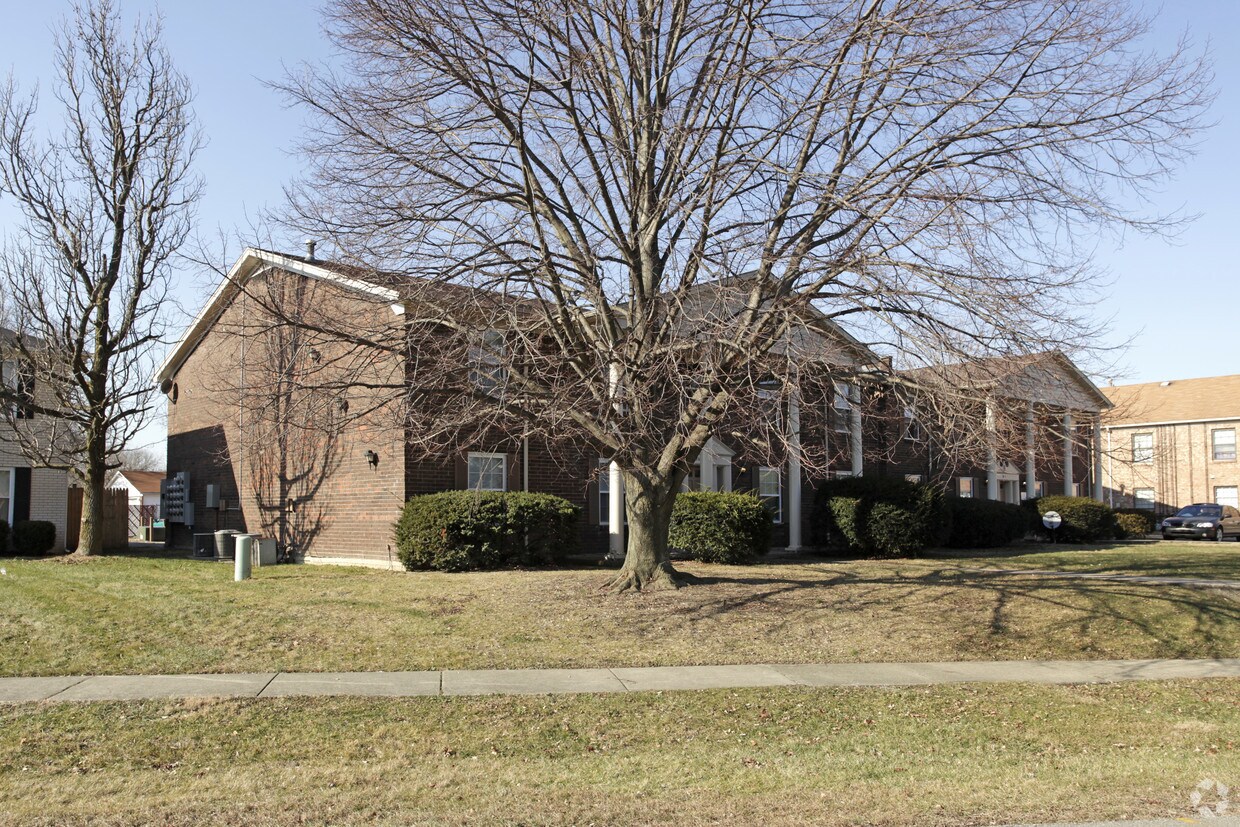 Building Photo - Yorktown II