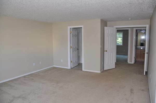 Foto del edificio - 16316 NE 43rd Way