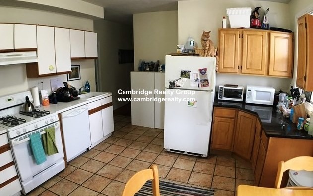 Foto principal - 117 Hampshire St
