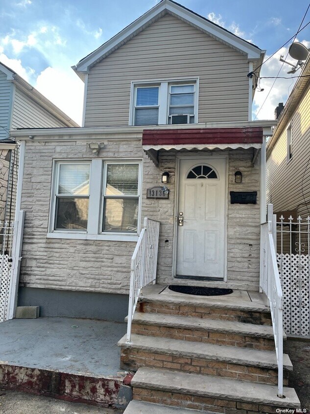 Foto principal - 131-36 135th Pl