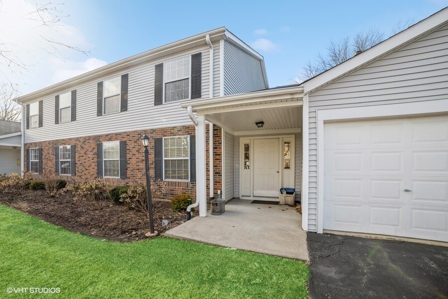 373 Newport Ln, Bartlett, IL 60103 House Rental in Bartlett, IL