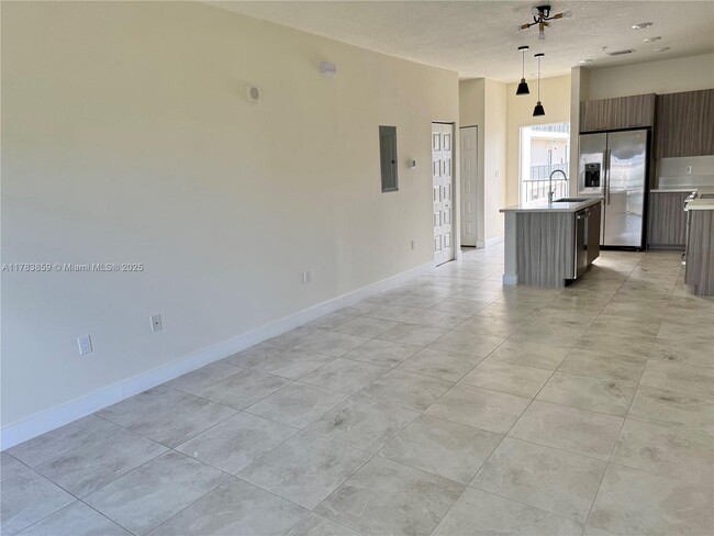 Foto del edificio - 4636 NW 84th Ave