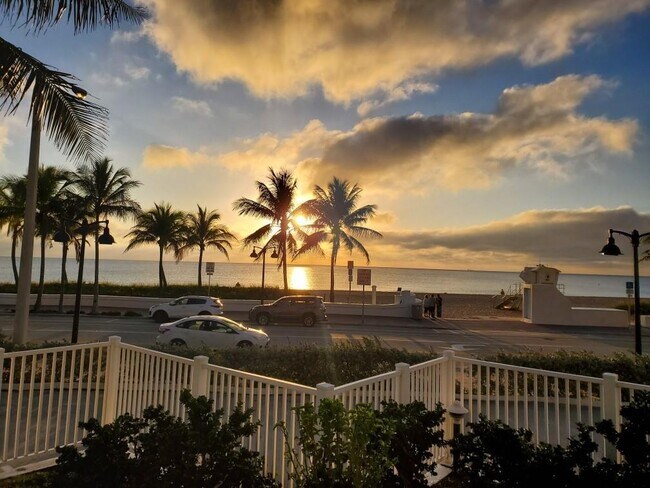 Building Photo - 1200 N Fort Lauderdale Beach Blvd
