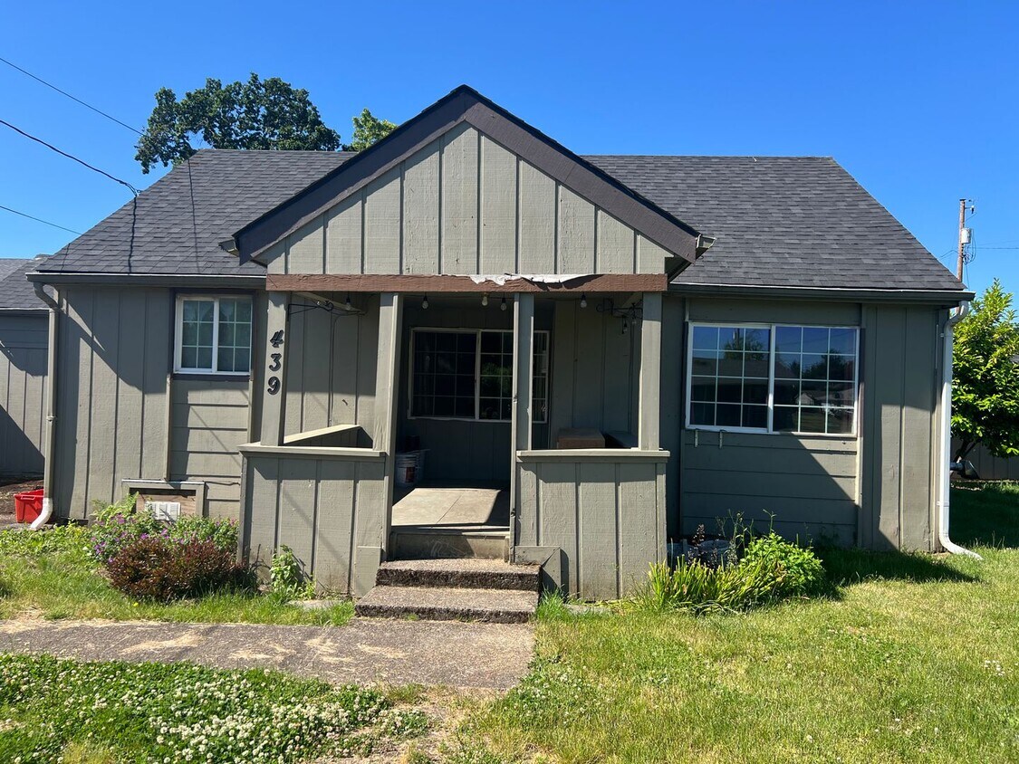 439 SE 10th St, Dundee, OR 97115 House Rental in Dundee, OR