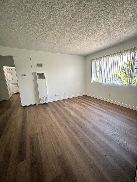 Photo - 9361 Cellini Ave Apartment