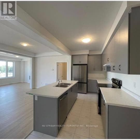 Photo du bâtiment - 47 Kenneth Rogers Cres