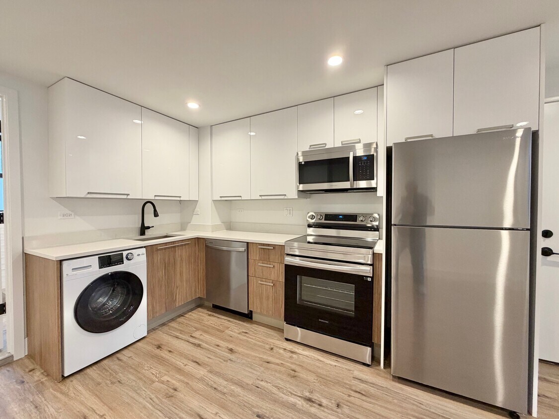 Foto principal - 940 W Carmen Ave