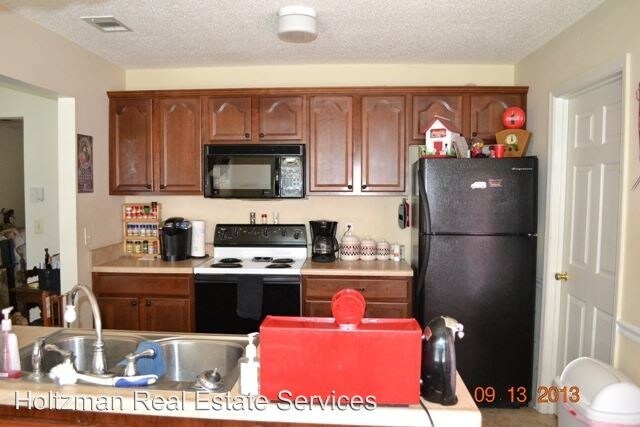 Foto del edificio - 4 br, 2 bath House - 2416 Fernando Ct