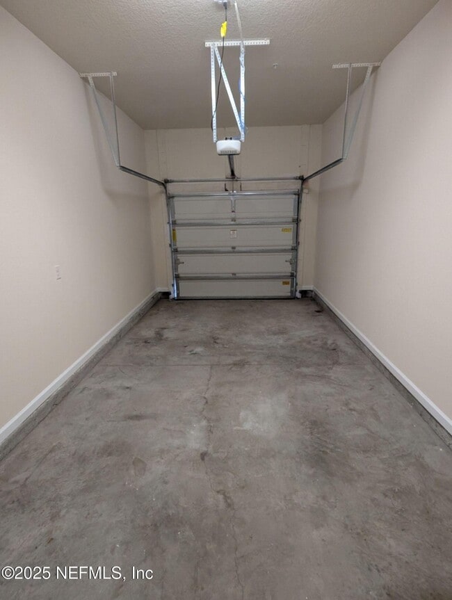Foto del edificio - 1622 Golden Lake Loop