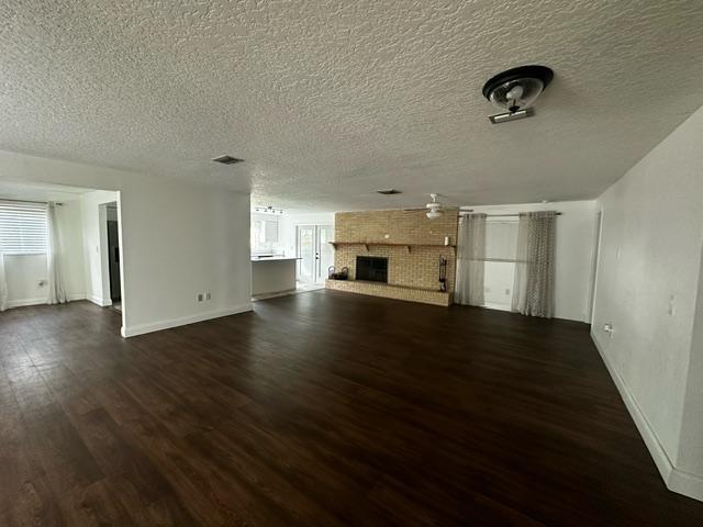 Foto del edificio - 3228 Davis St
