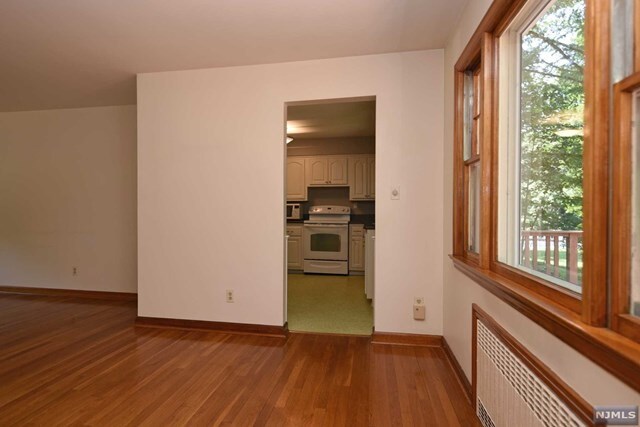 Building Photo - 59 Lilline Ln