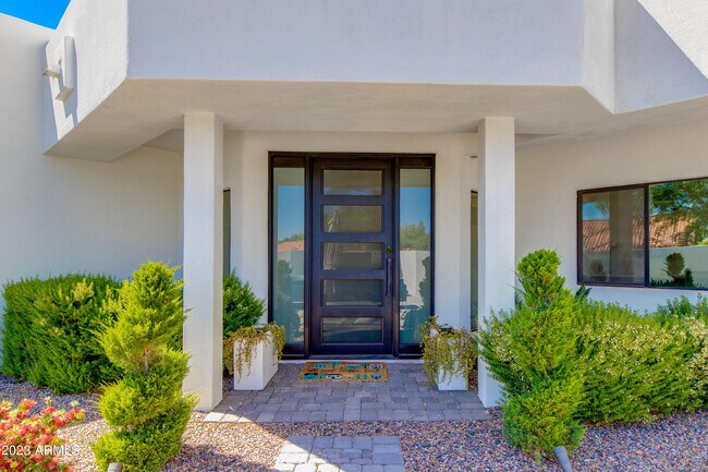Foto del edificio - 3110 E Maryland Ave