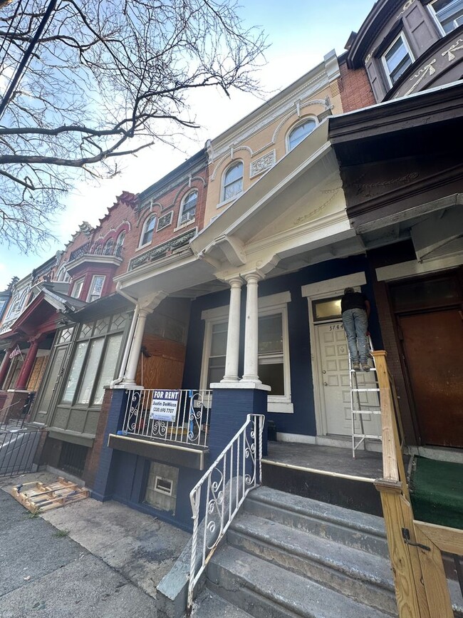 Building Photo - 3744 N Carlisle St