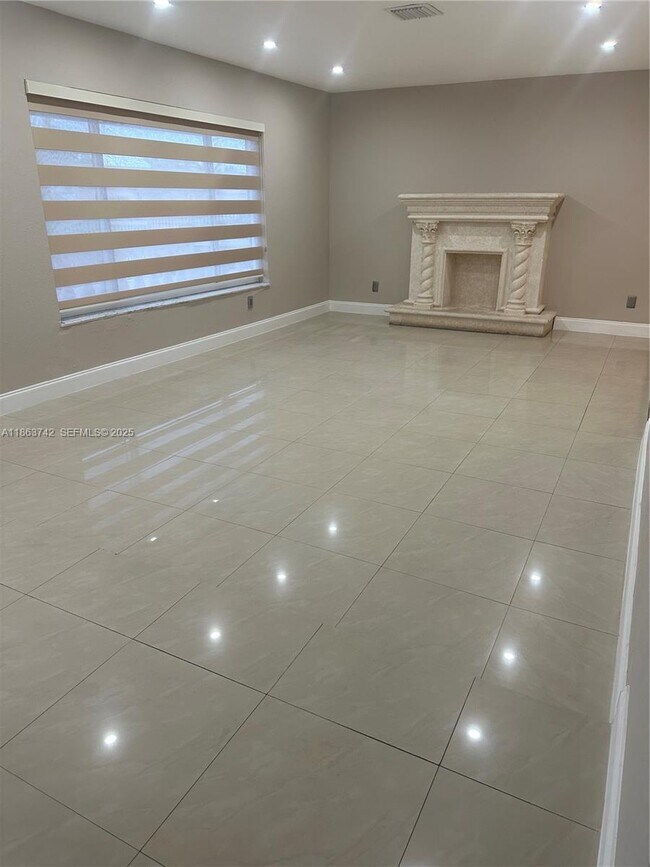 Foto del edificio - 10805 SW 165th Terrace