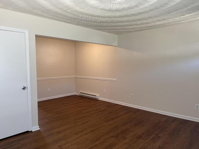 Building Photo - 879 Washington Avenue, Unit #3