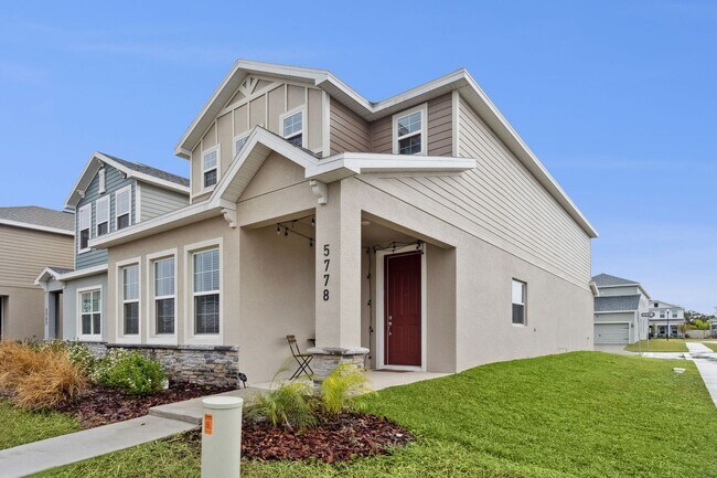 Building Photo - Beautiful 3/2.5/2 Home in St. Cloud