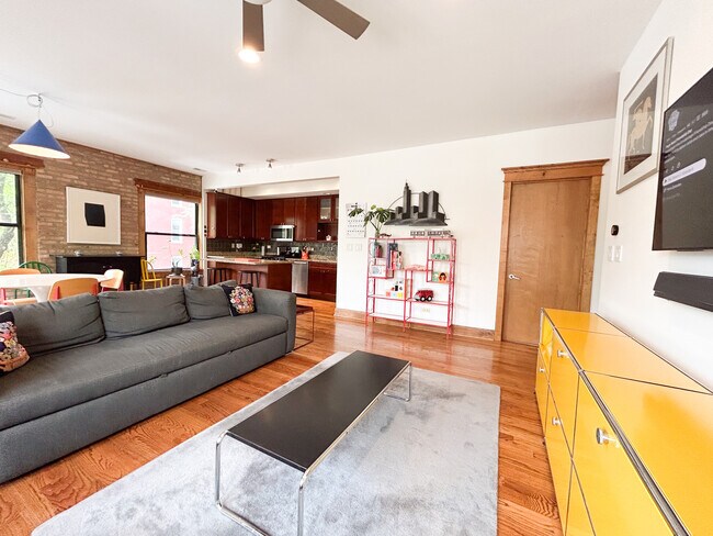 Foto del edificio - 1803 W Huron St