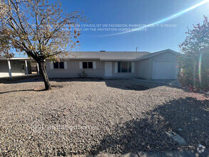 Building Photo - 31 S Sahuaro Dr