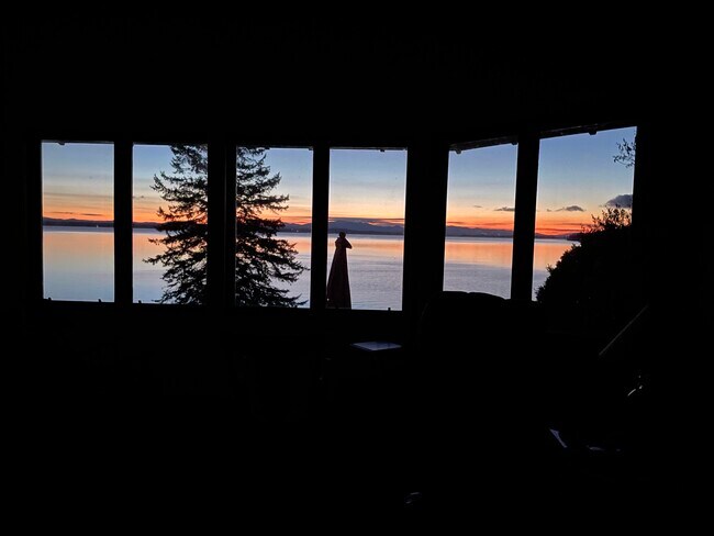 Foto del edificio - 131 Wood Cliff Dr