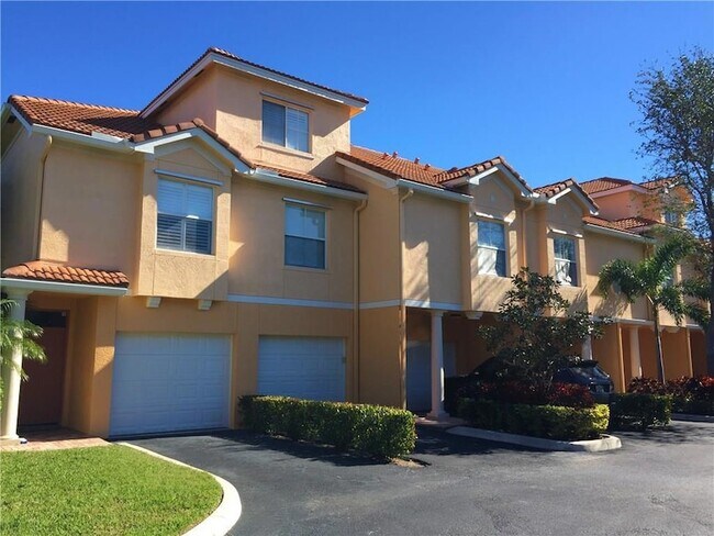 Foto del edificio - 2016 Alta Meadows Ln