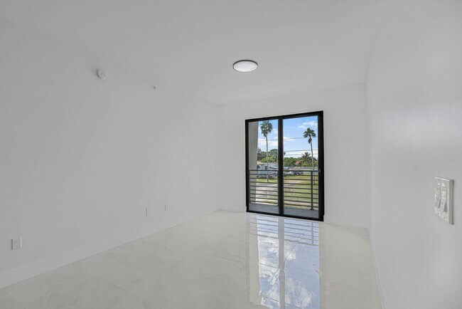 Foto del edificio - 16925 SW 100th Ave