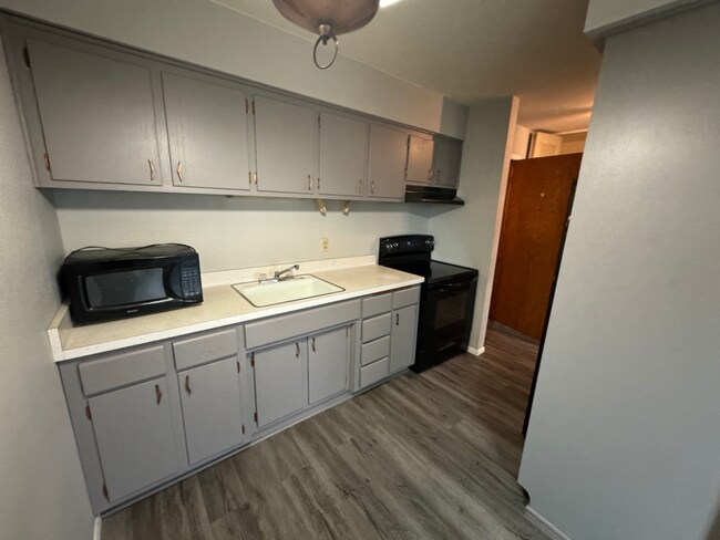 Foto del edificio - 905 Oak Ave