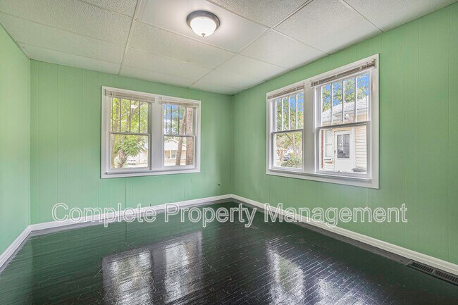 Building Photo - 1755 51st St Ensley