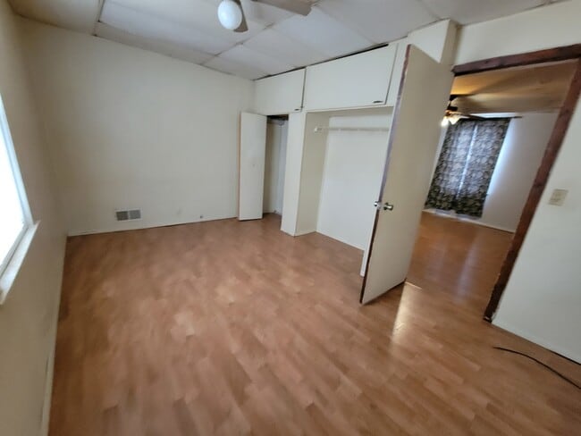 Foto del edificio - 1823 9th St