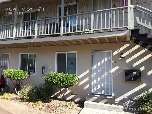 Building Photo - 1 bedroom 1 bath in Elmhurst