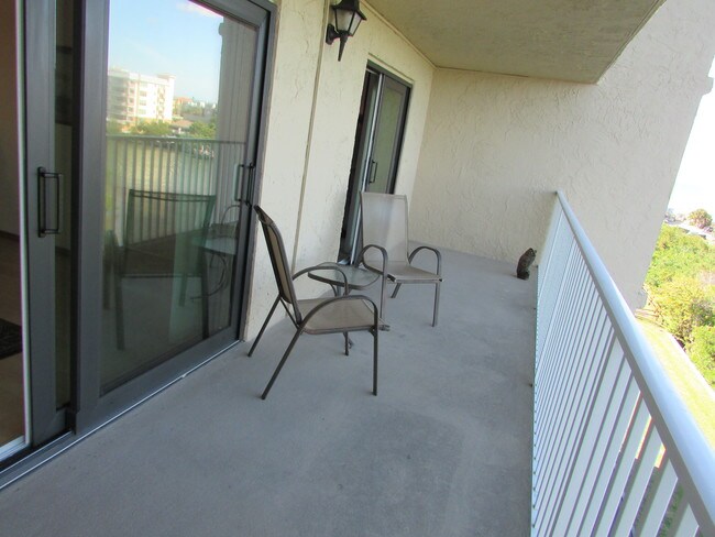 Balcony - 19451 Gulf Blvd